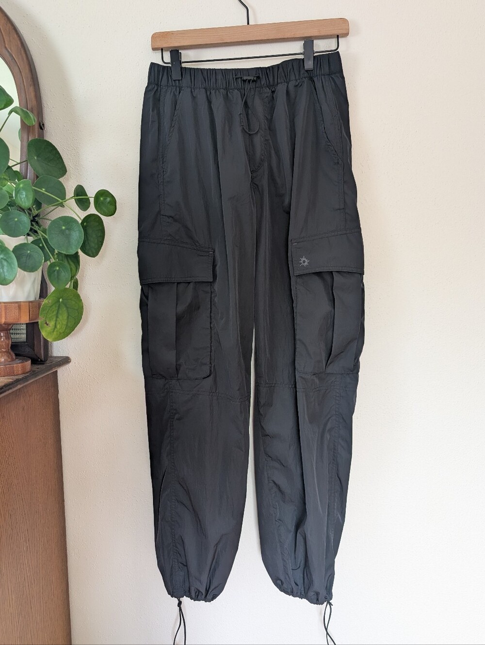 Aerie | Offline | Chill Moves Black Cargo Jogger